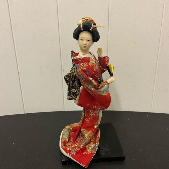 Vintage Antique 1940s Japanese Geisha Doll in Red & Gold Kimono 9” Cloth… - Picture 4 of 12